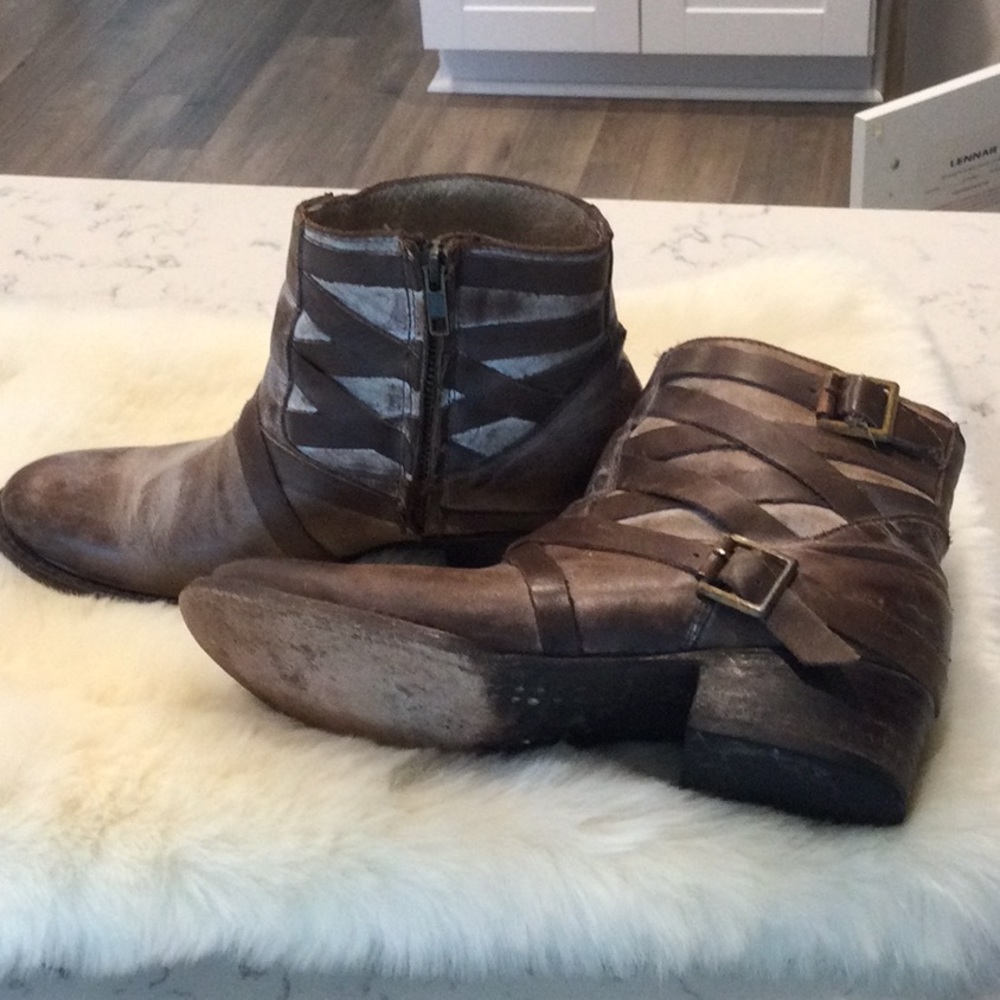 Free bird bootie